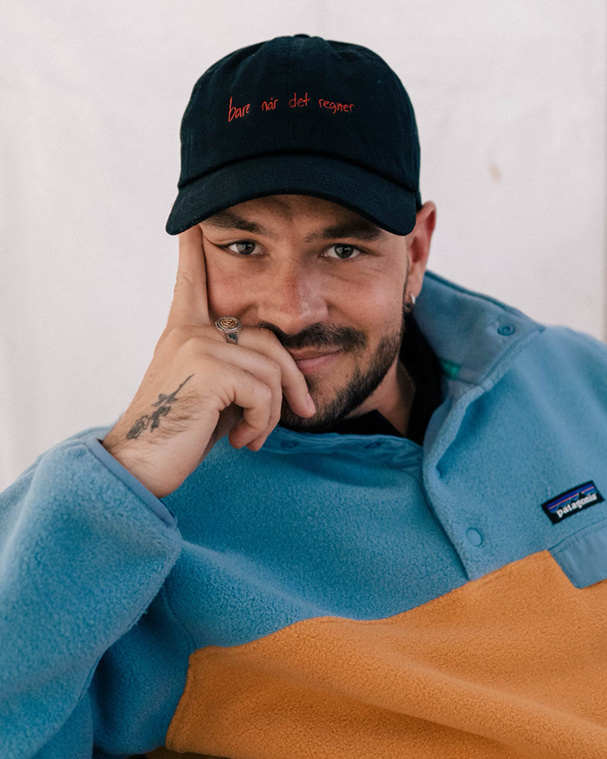 Black Cap Only When It Rains